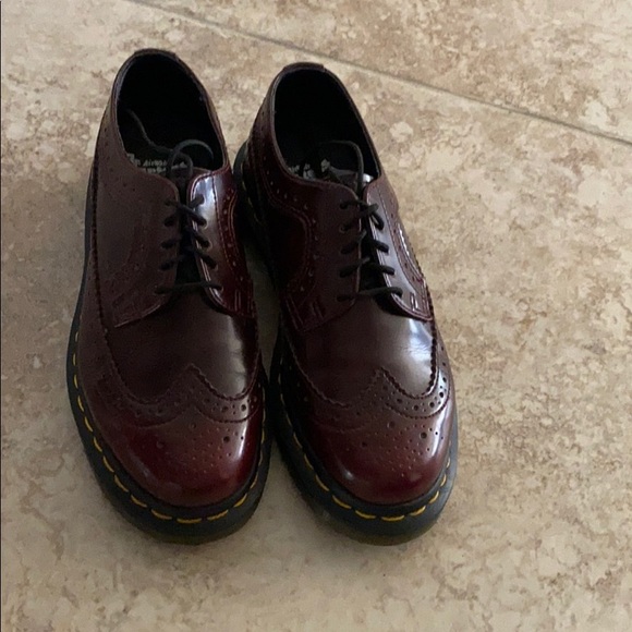 doc martens vegan 3989